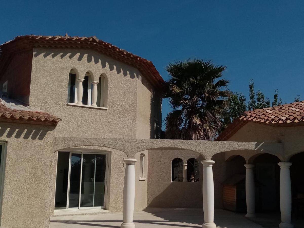 Bienvenue A L Hacienda Villa Magalas Exterior photo